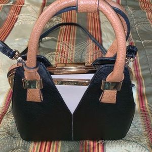 Dune London Handbag purse shoulder black cream